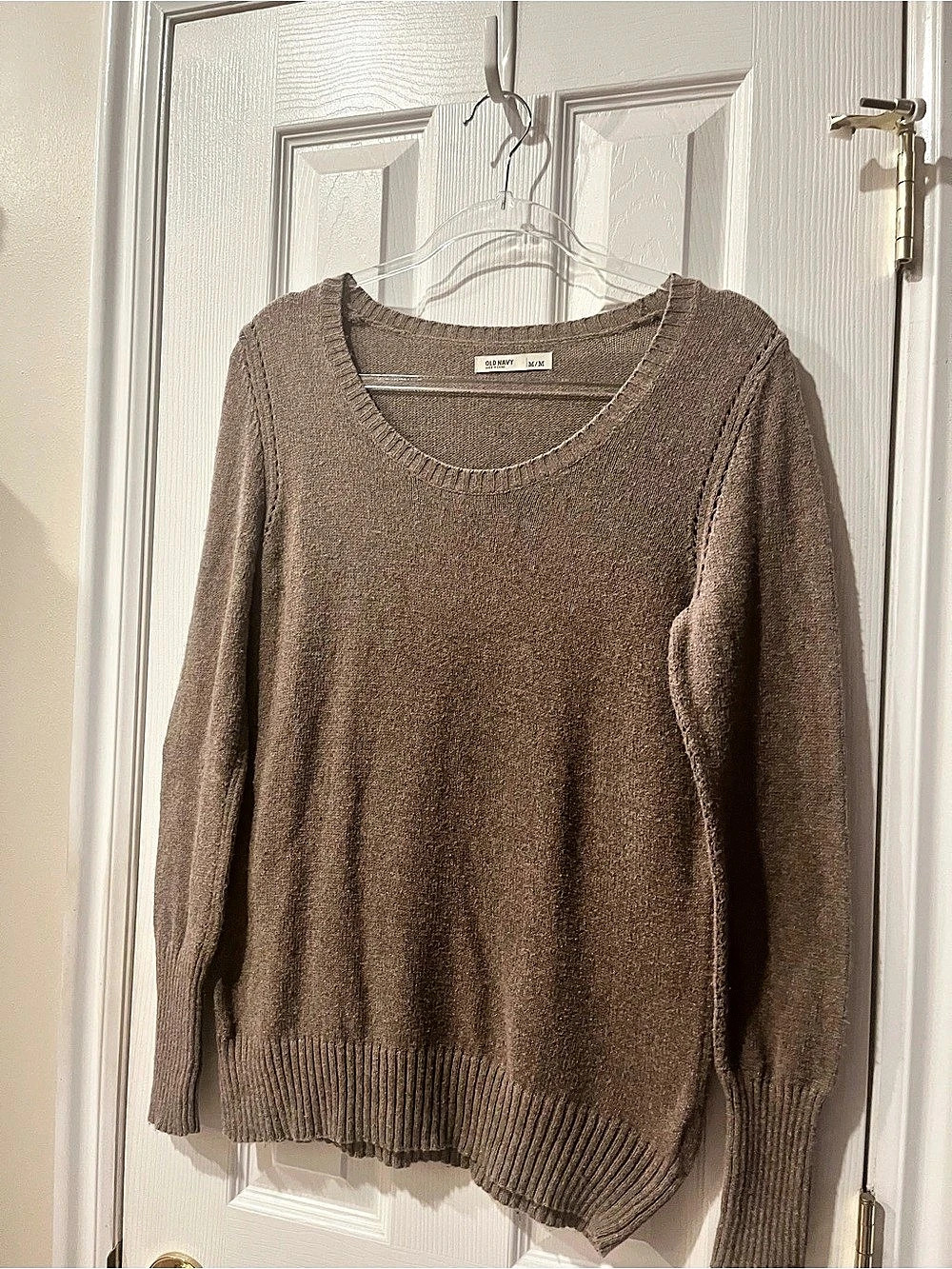 Old Navy Crewneck Knit Sweater Brown Medium - Size M - Long Sleeves